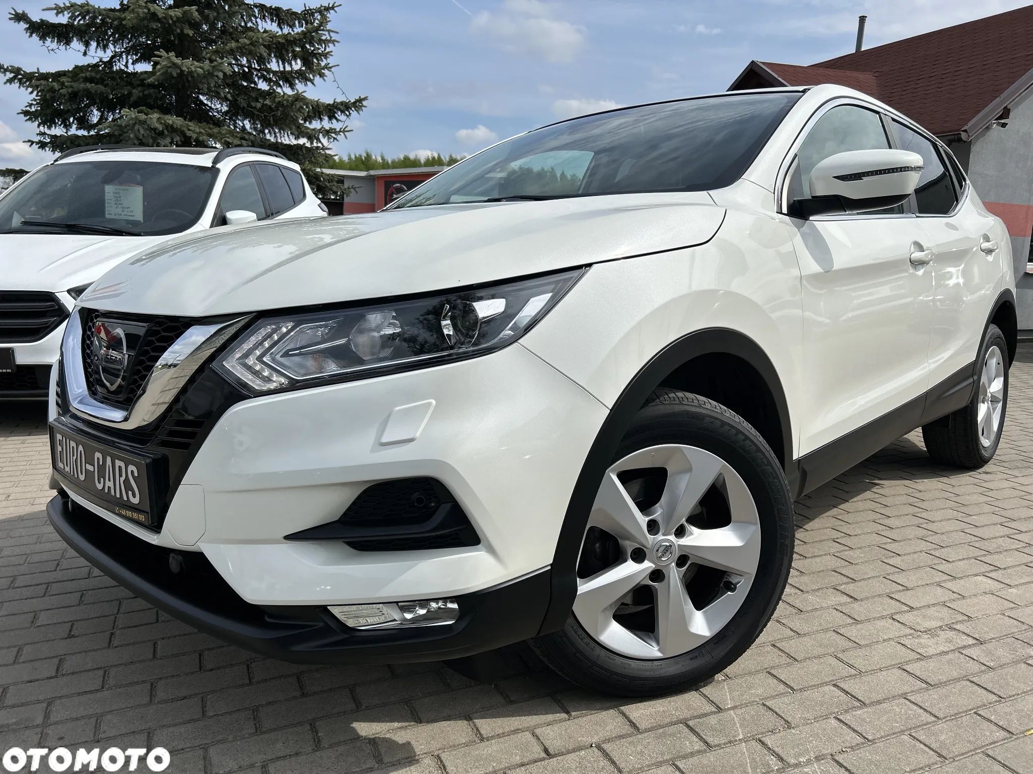 Nissan Qashqai 1.2 DIG-T N-Vision - 1