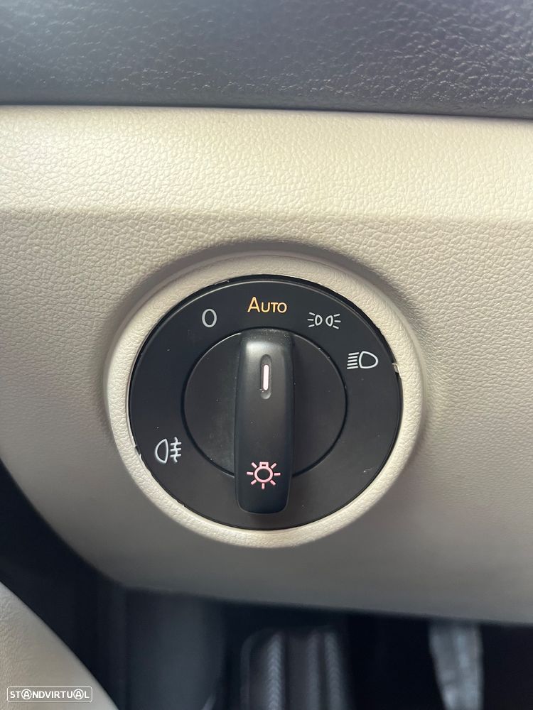 SEAT Mii 1.0 Reference Plus - 10