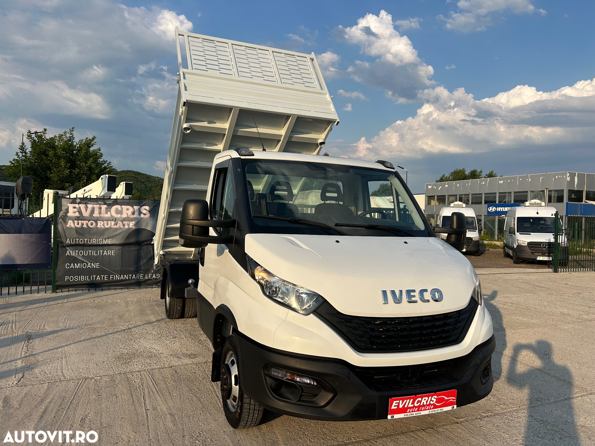 Iveco Daily 3.0 D BASCULABIL AXA DUBLA SPATE - 28