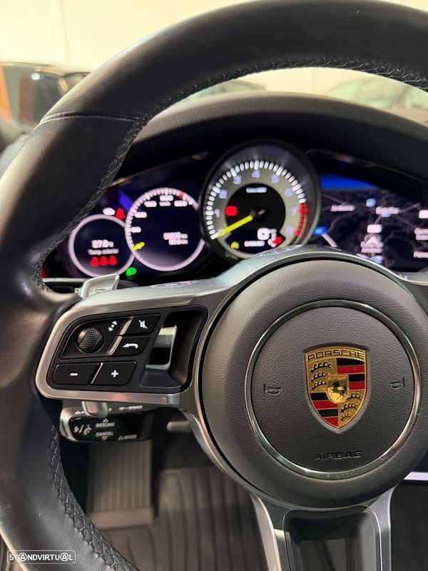 Porsche Cayenne Coupé E-Hybrid Platinum Edition - 21