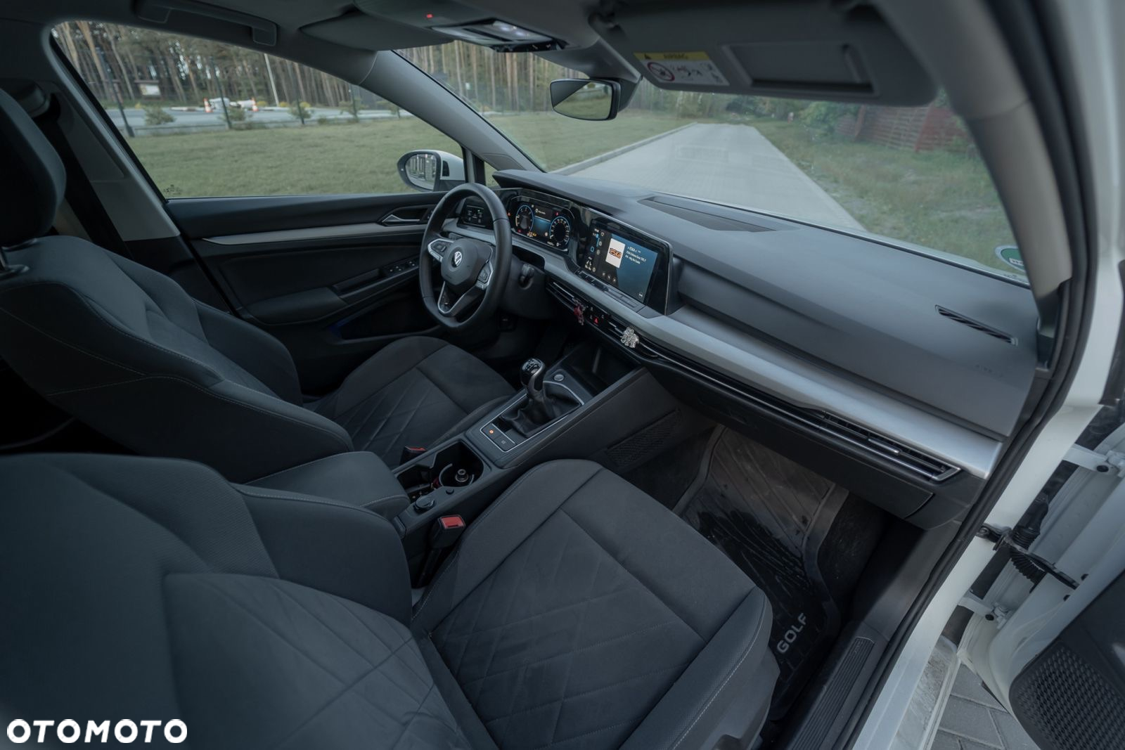 Volkswagen Golf VIII 2.0 TDI - 15