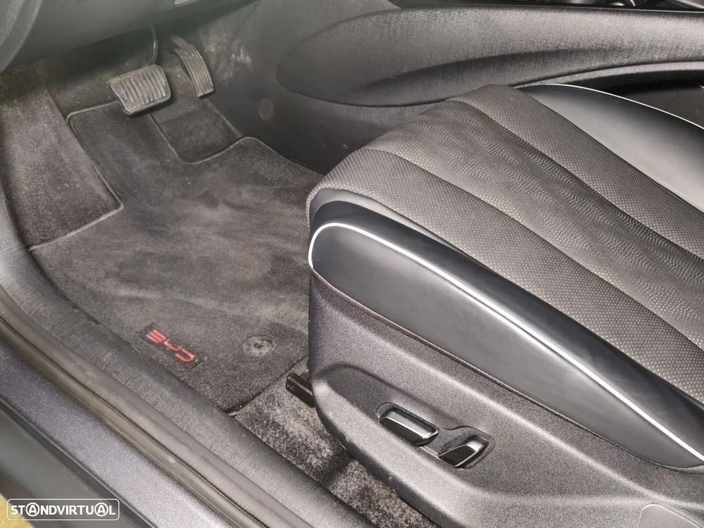 BYD Dolphin 60.4 kWh Comfort - 11