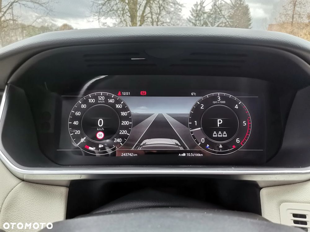 Land Rover Range Rover Sport S 3.0 D HSE - 32