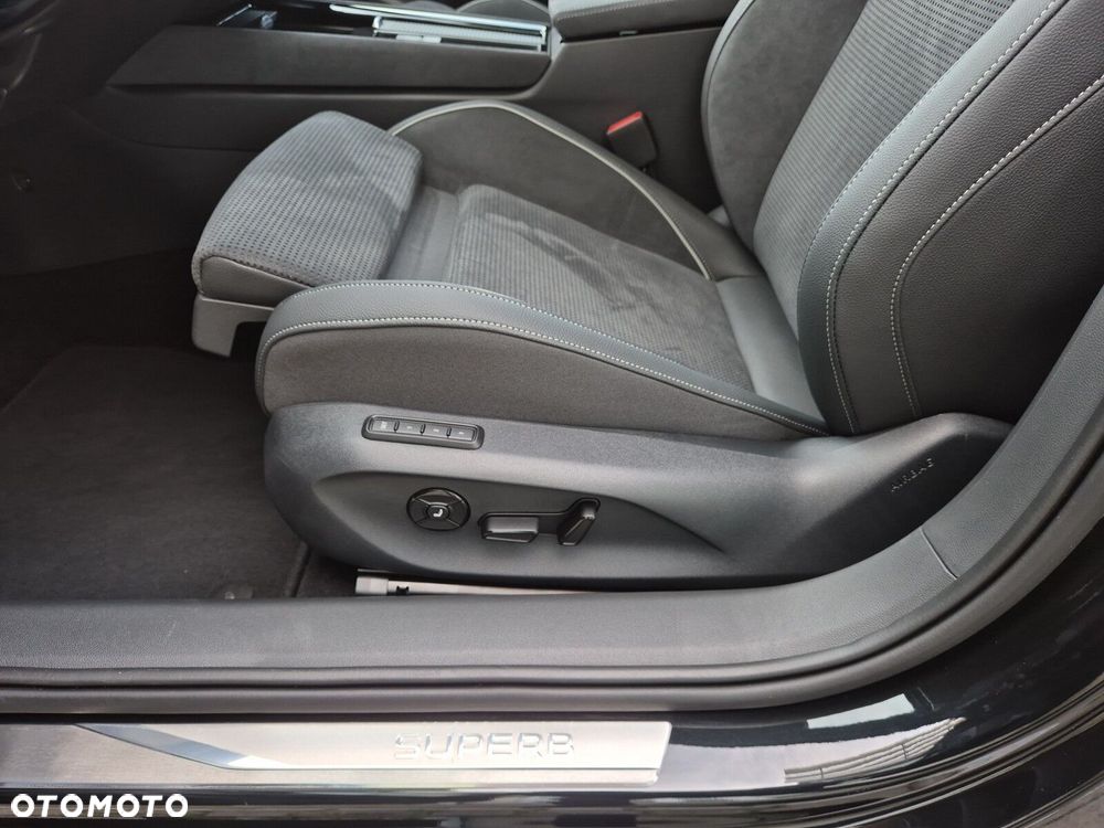 Skoda Superb 2.0 TSI Sportline DSG - 20