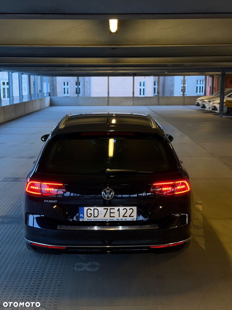 Volkswagen Passat - 24