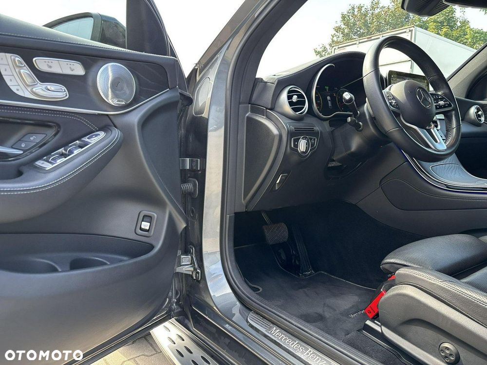 Mercedes-Benz GLC - 10