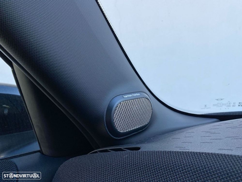 MINI 5 Portas Cooper Classic Auto - 15