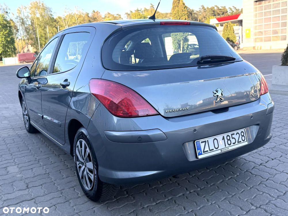 Peugeot 308 - 13