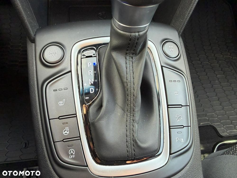 Hyundai Kona 1.6 T-GDI DCT 4WD Premium - 24