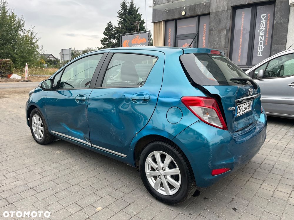 Toyota Yaris - 4