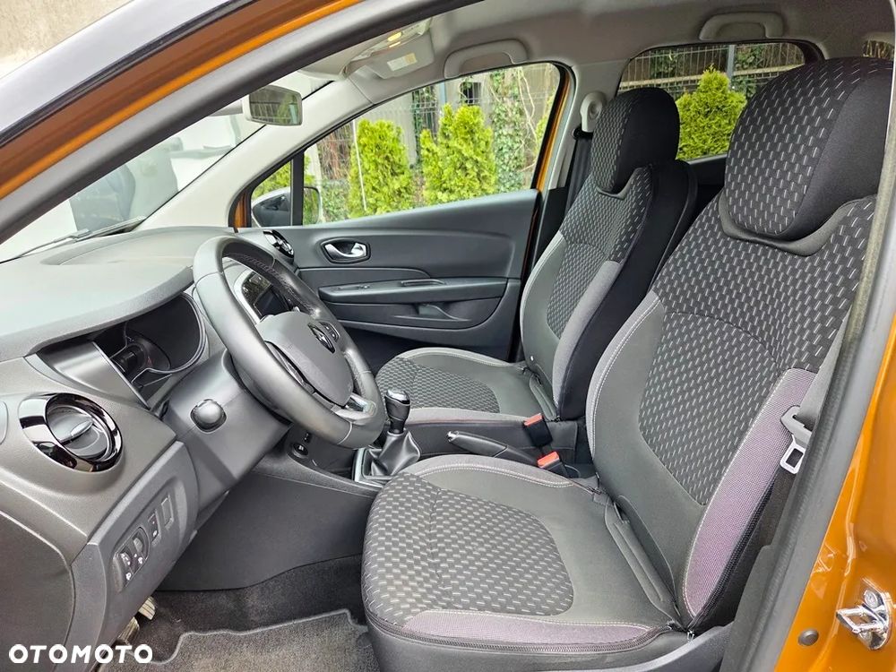 Renault Captur - 18