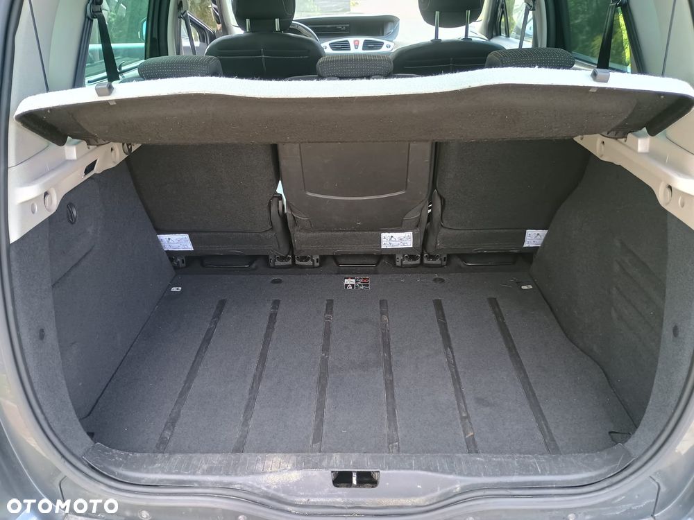 Renault Scenic dCi 130 FAP Luxe - 11