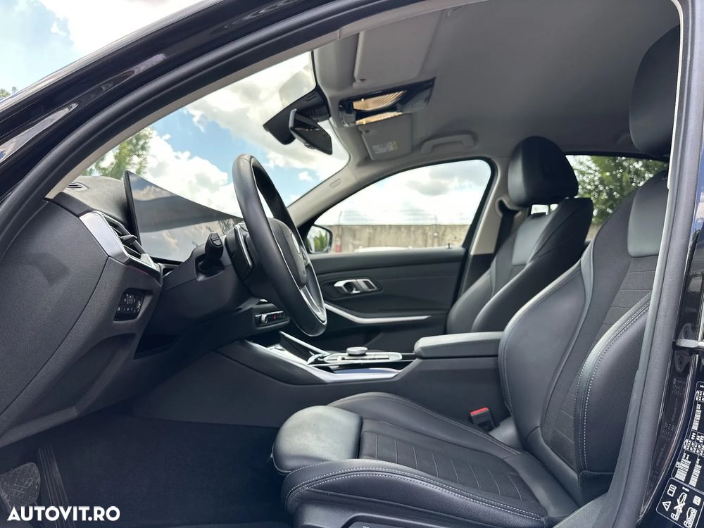BMW Seria 3 320i xDrive AT - 25