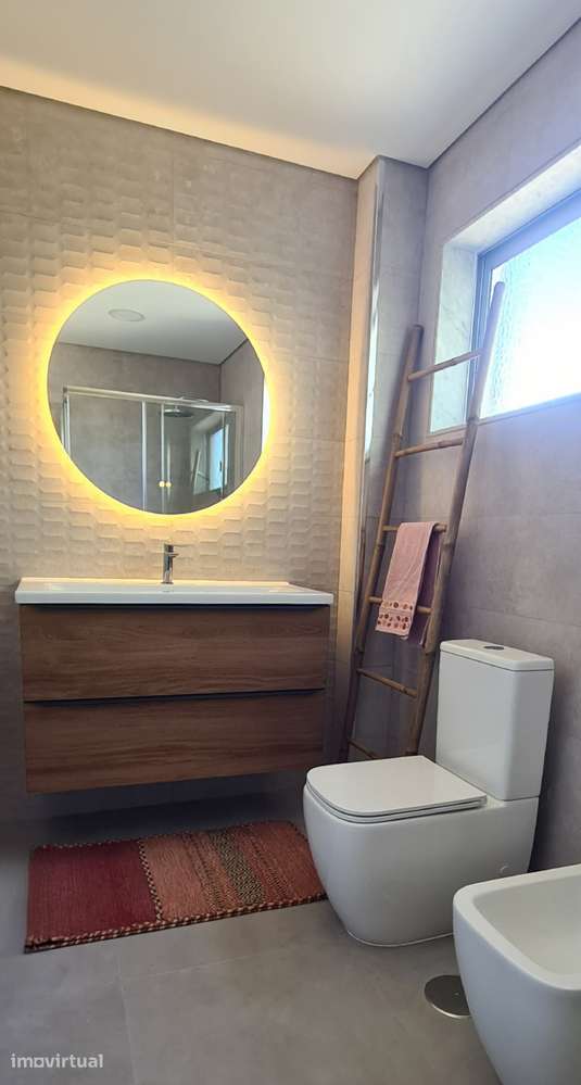 Apartamento T2 com elevador em Vila Franca de Xira - Grande imagem: 3/12