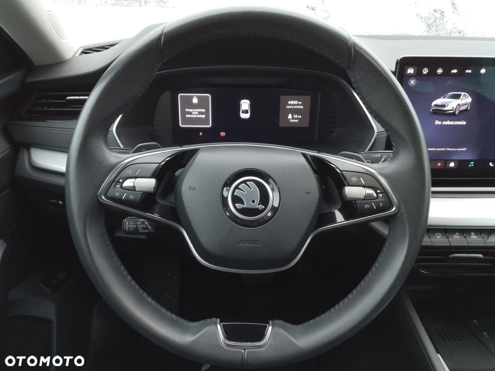 Skoda Octavia 1.5 TSI mHEV DSG Selection - 10