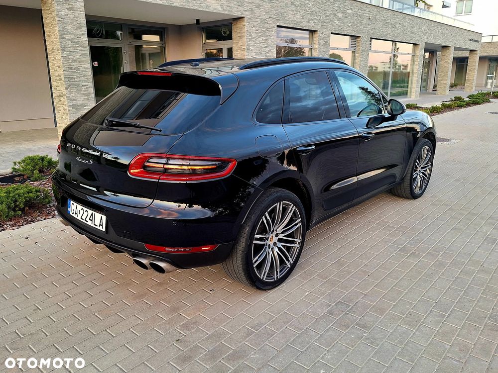 Porsche Macan S - 5