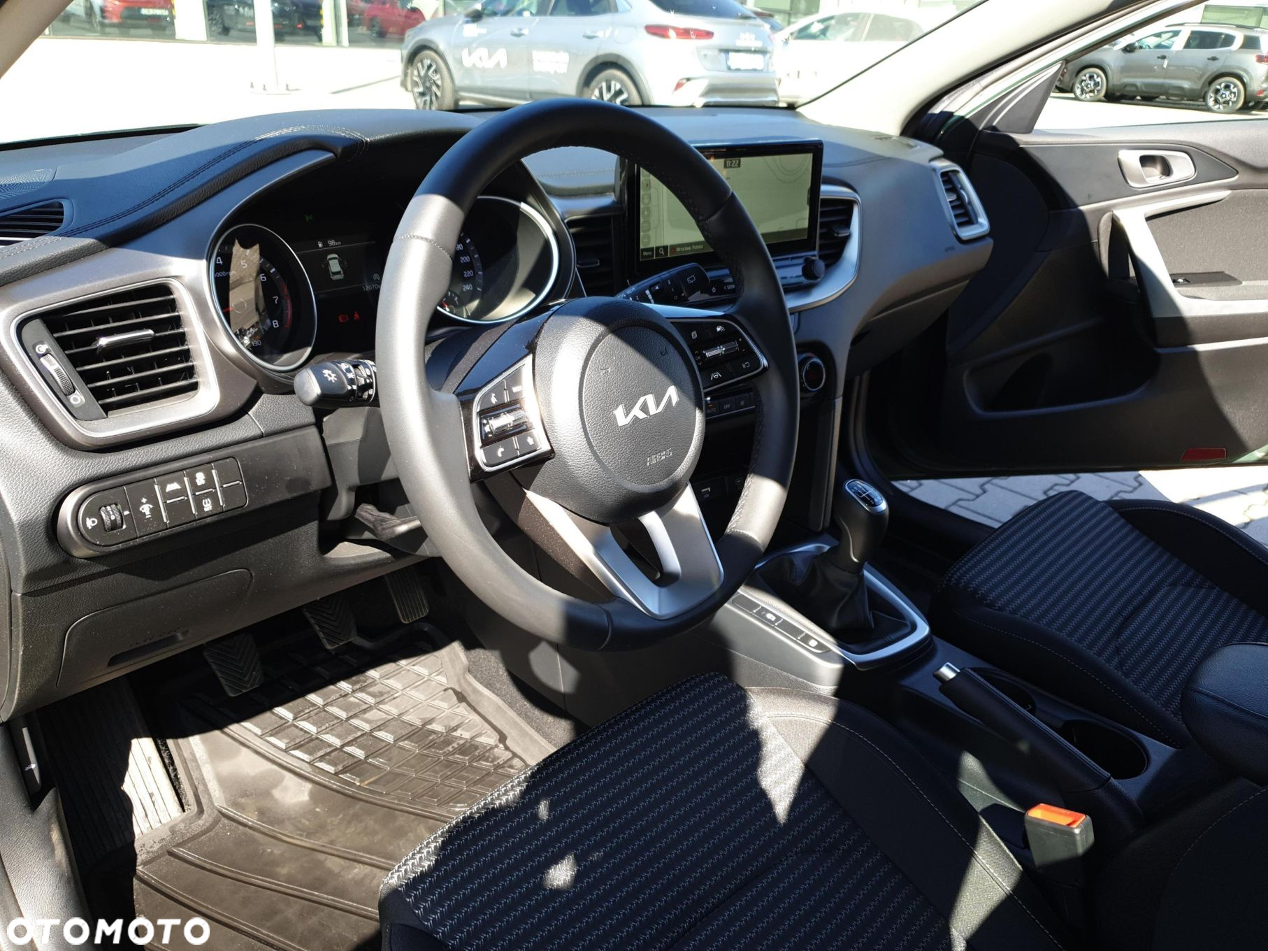 Kia Ceed 1.5 T-GDI M - 9