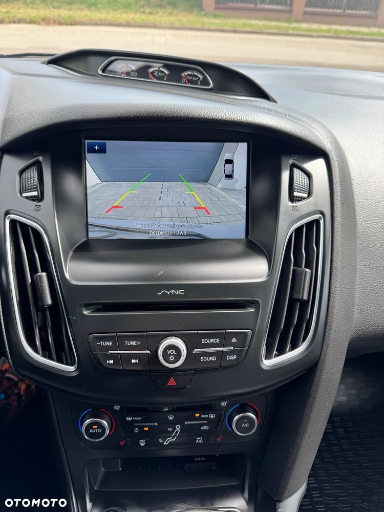 Ford Focus 2.0 TDCi ST - 21