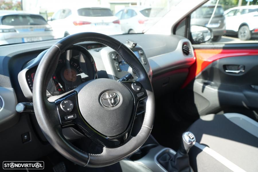 Toyota Aygo 1.0 - 7