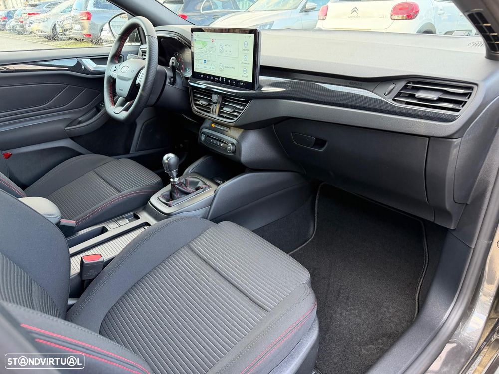 Ford Focus 1.0 EcoBoost MHEV ST-Line - 15