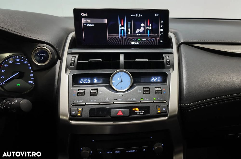 Lexus Seria NX 350h AWD CVT HEV Executive - 32