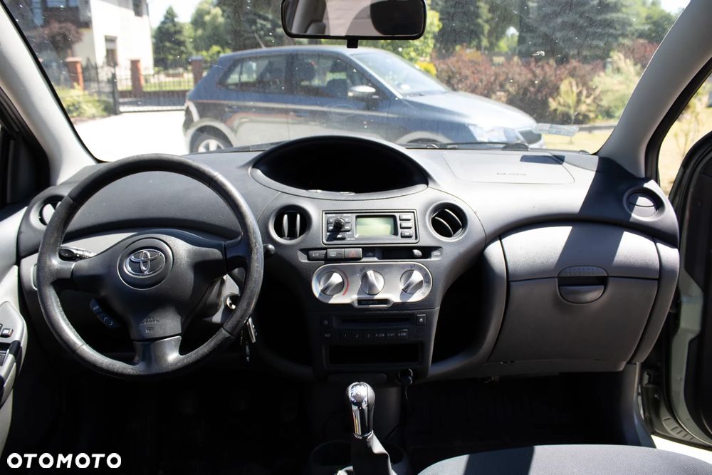 Toyota Yaris 1.3 Sol - 10