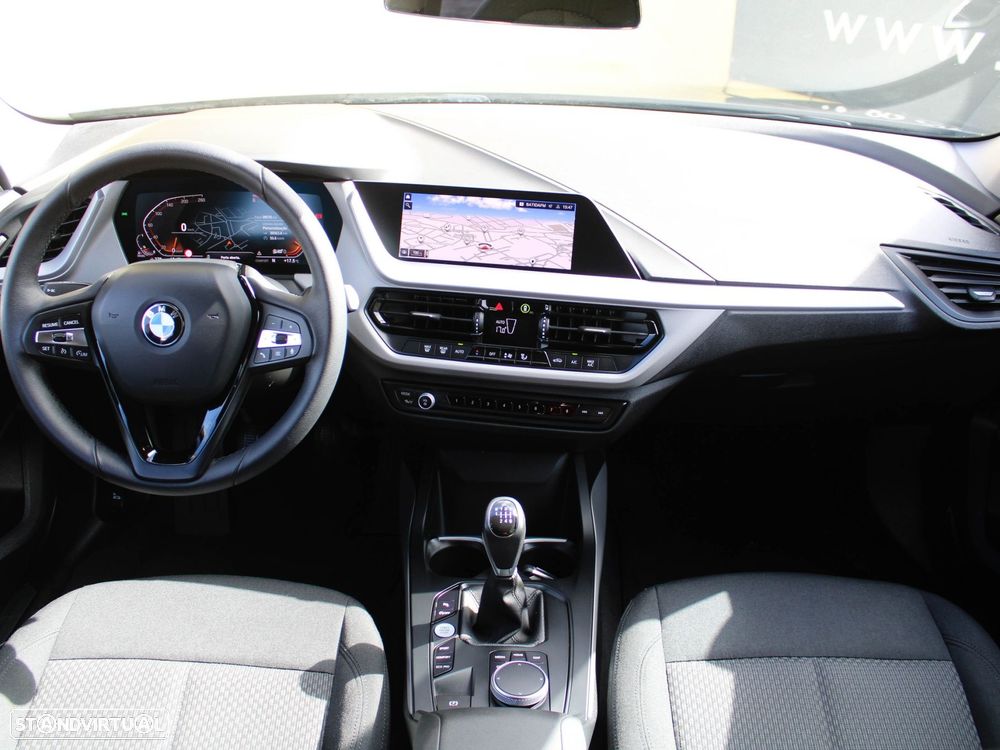 BMW 116 d Pack Essence - 4