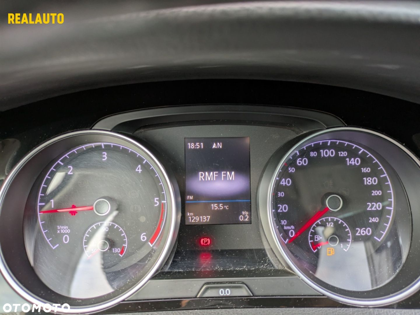 Volkswagen Golf - 10