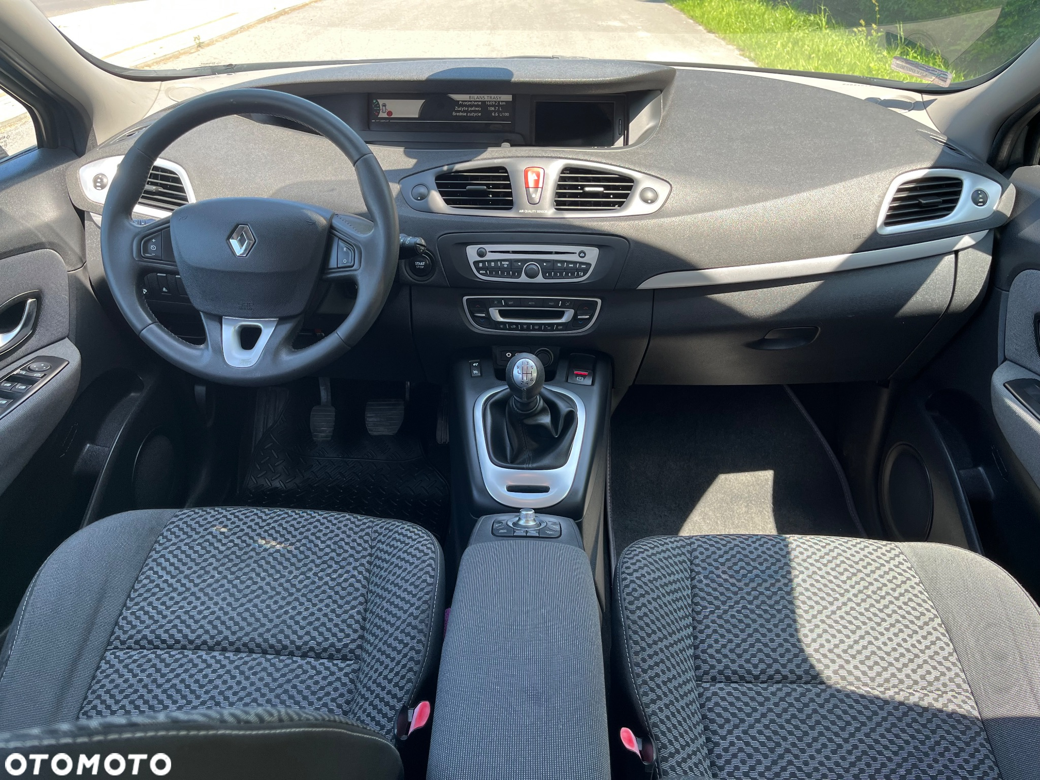 Renault Scenic ENERGY dCi 110 EXPERIENCE - 14