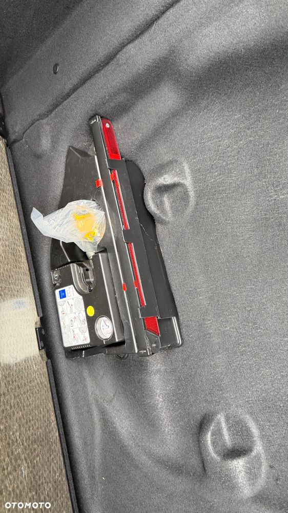 Mercedes-Benz Klasa B 180 (BlueEFFICIENCY) - 28