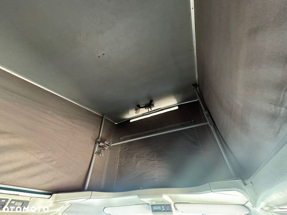 Volkswagen California - 17
