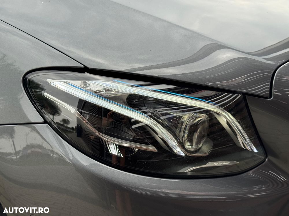 Mercedes-Benz E 220 d 4Matic 9G-TRONIC Avantgarde - 9