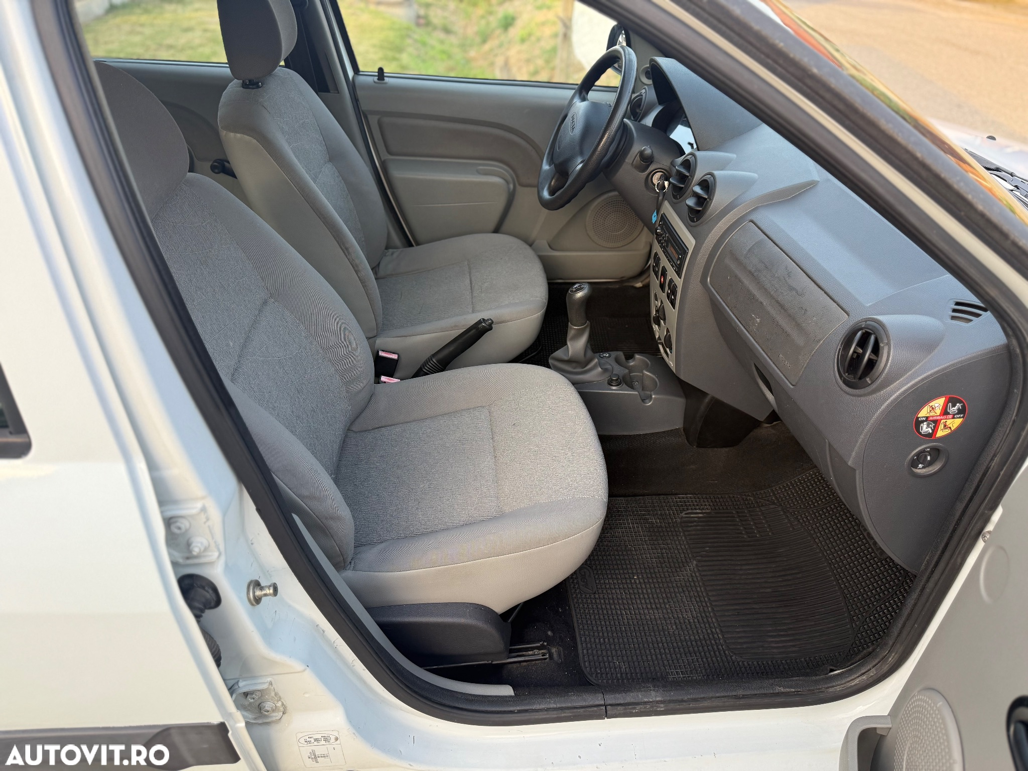 Dacia Logan MCV 1.6 Ambiance - 5