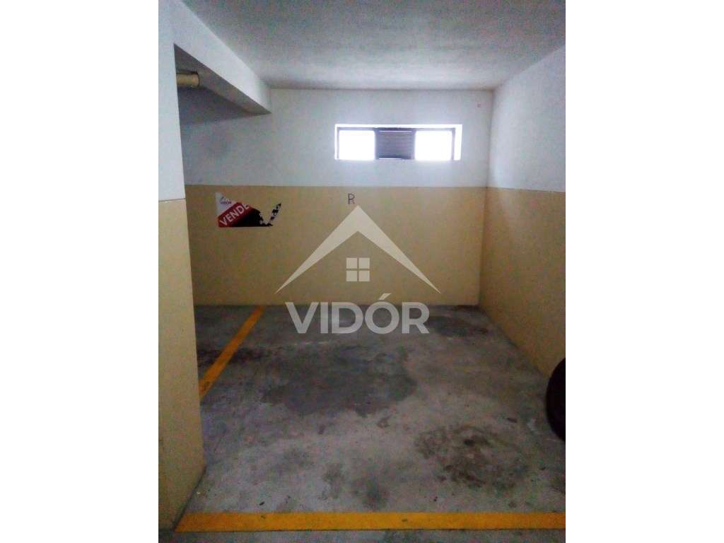 Garagem junto a Circunvalação - Grande imagem: 3/3