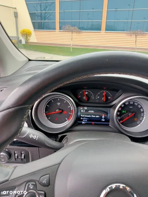 Opel Astra V 1.4 T Elite - 9