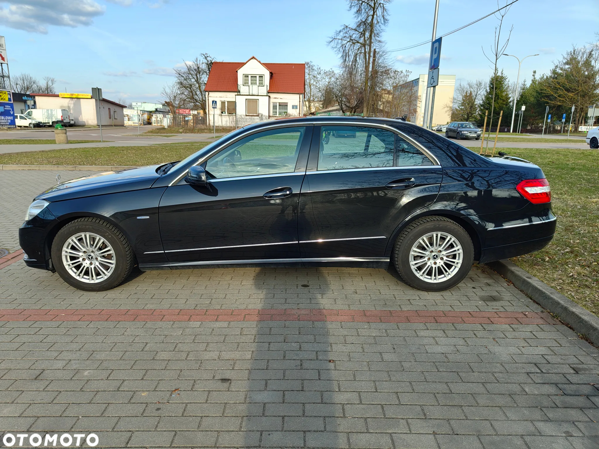 Mercedes-Benz Klasa E 250 CGI BlueEffICIENCY - 5