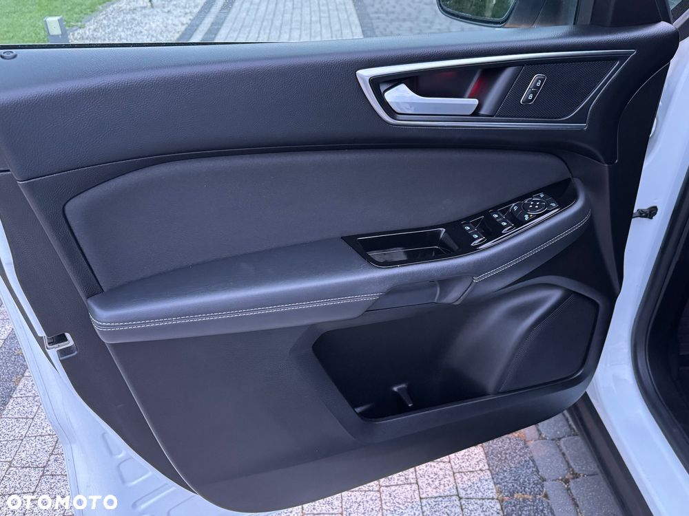 Ford S-Max 2.0 TDCi Titanium - 21
