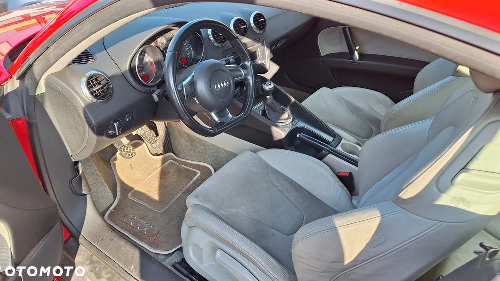 Audi TT Coupé 2.0 TFSI Progressive - 4