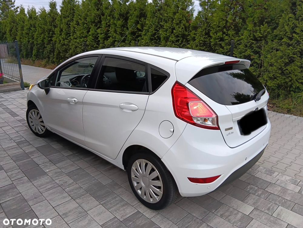 Ford Fiesta 1.5 TDCi Ambiente - 2