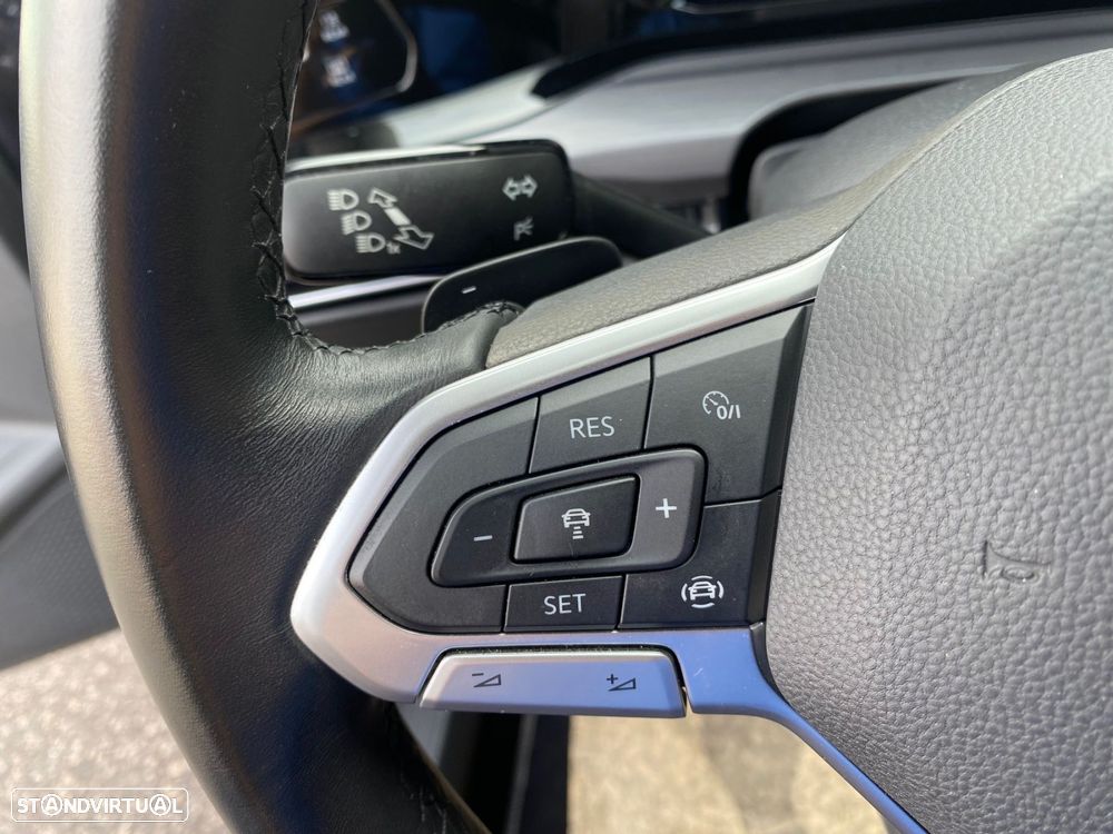 VW Golf 1.5 eTSI Style DSG - 24