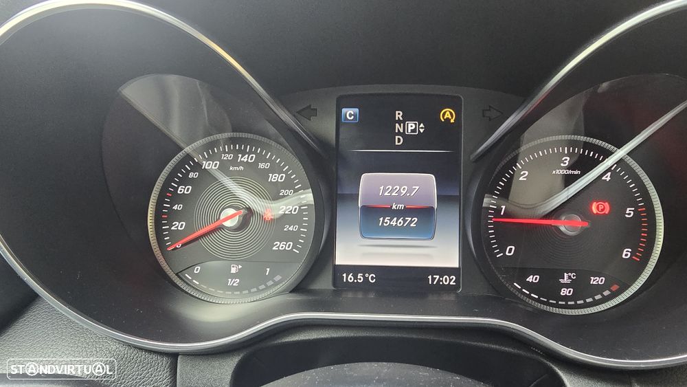 Mercedes-Benz C 250 BlueTEC AMG Line Aut. - 25