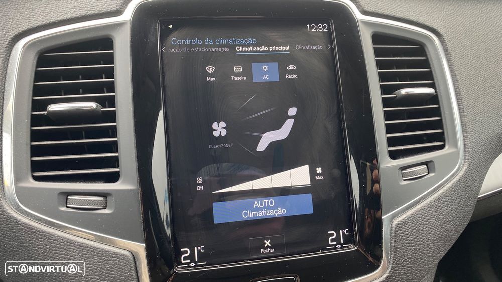 Volvo XC 90 2.0 T8 PHEV Momentum Plus AWD - 45