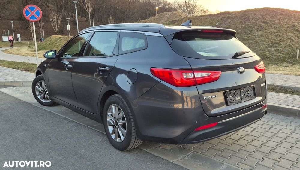 Kia Optima Sportagon 1.7 CRDI DCT Vision - 3