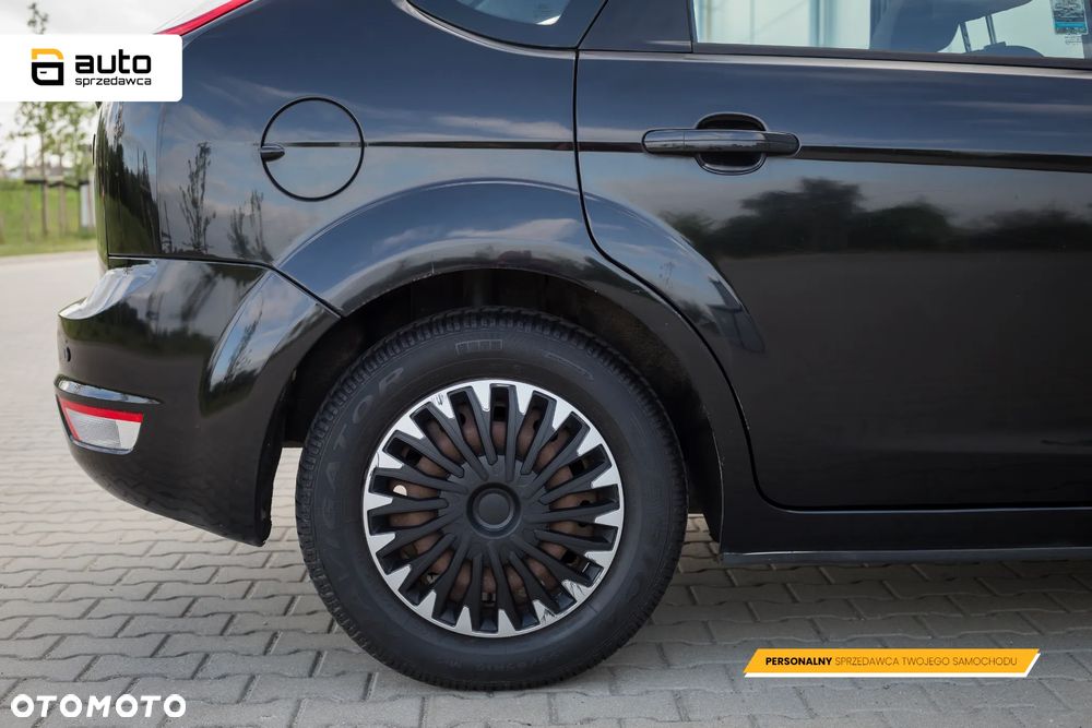 Ford Focus 1.6 Trend - 16
