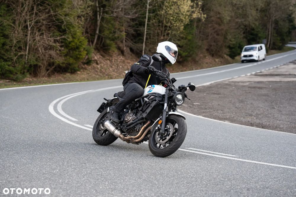Yamaha XSR - 11