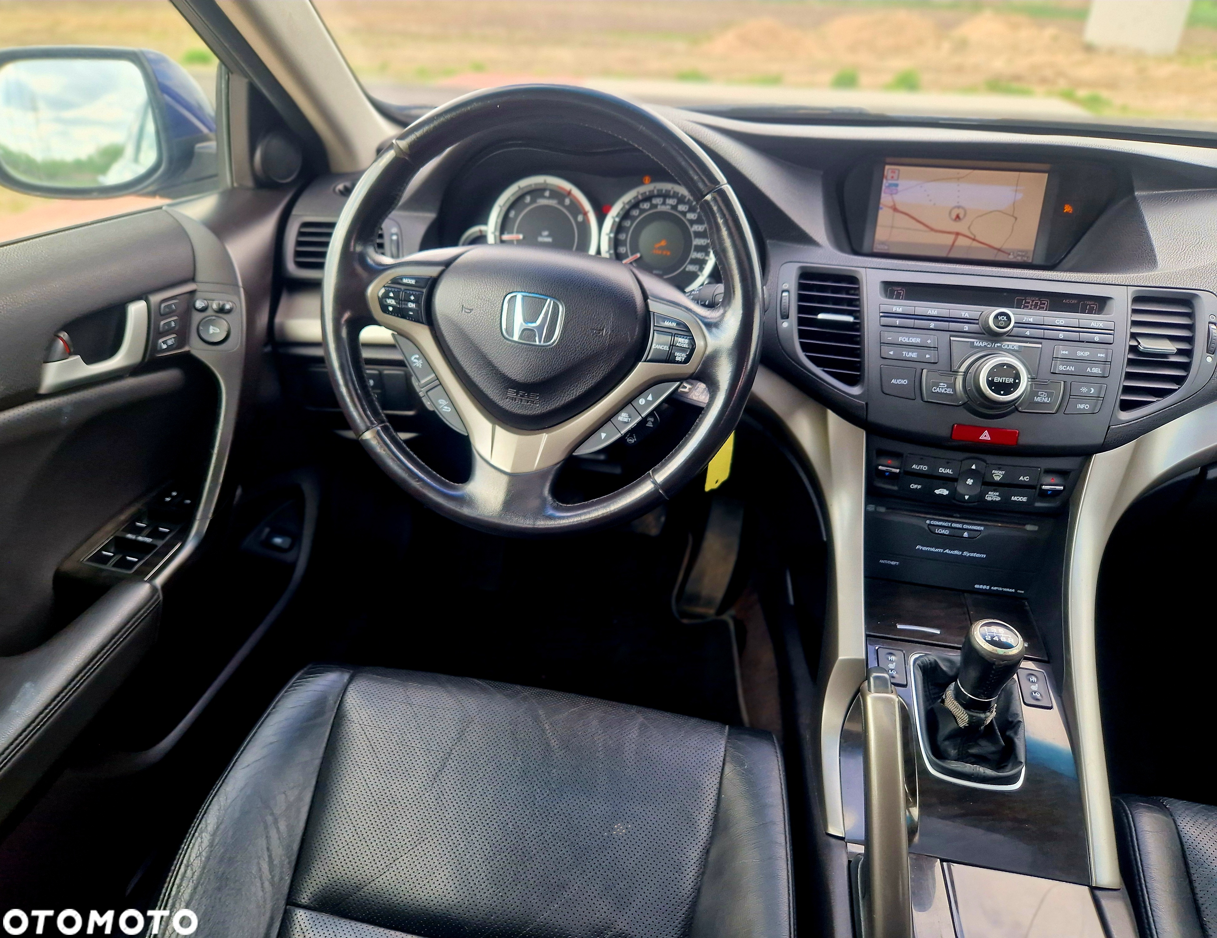 Honda Accord - 16