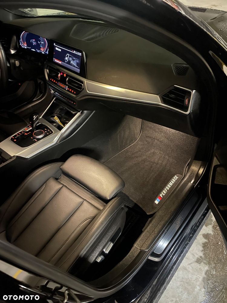 BMW Seria 3 330i xDrive Sport Line - 5