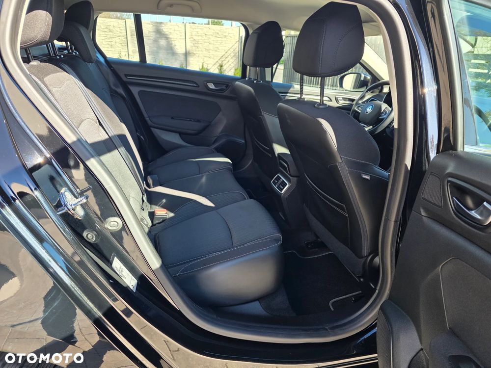 Renault Megane ENERGY TCe 130 EXPERIENCE - 10