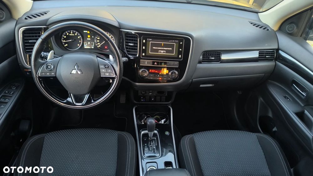 Mitsubishi Outlander 2.0 Instyle SDA 4WD CVT - 8