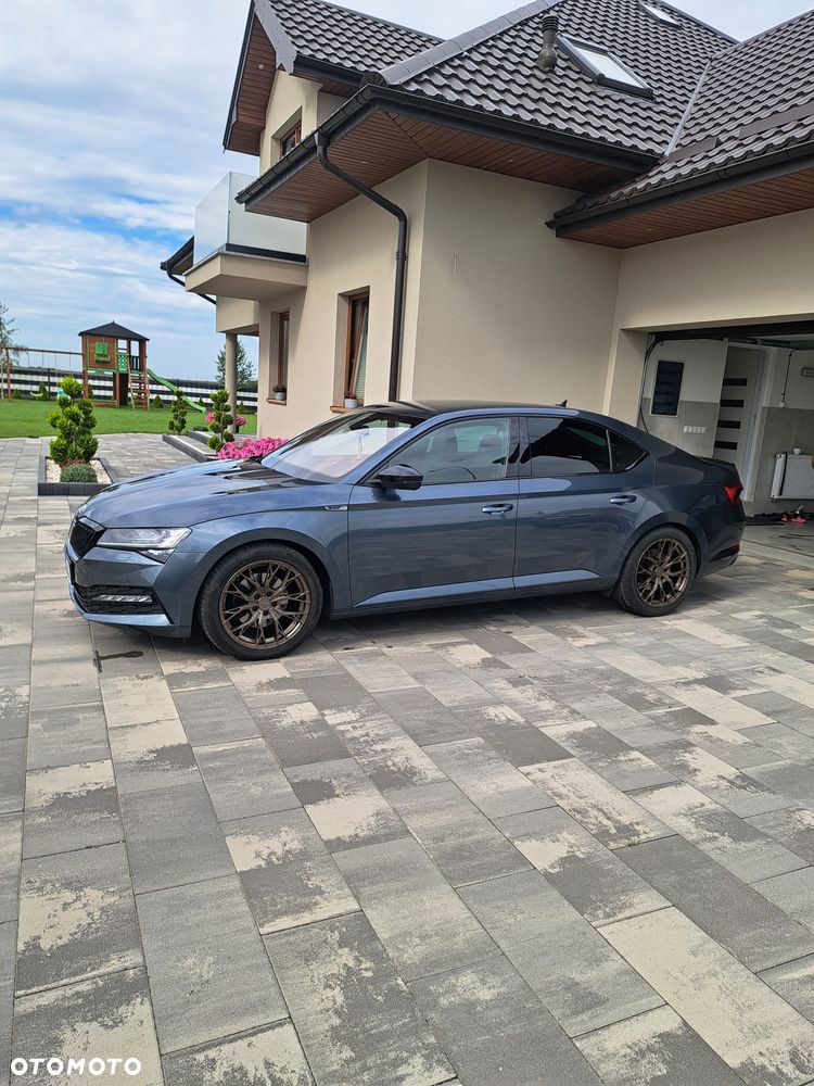 Skoda Superb 2.0 TDI SCR 4x4 Sportline DSG - 1